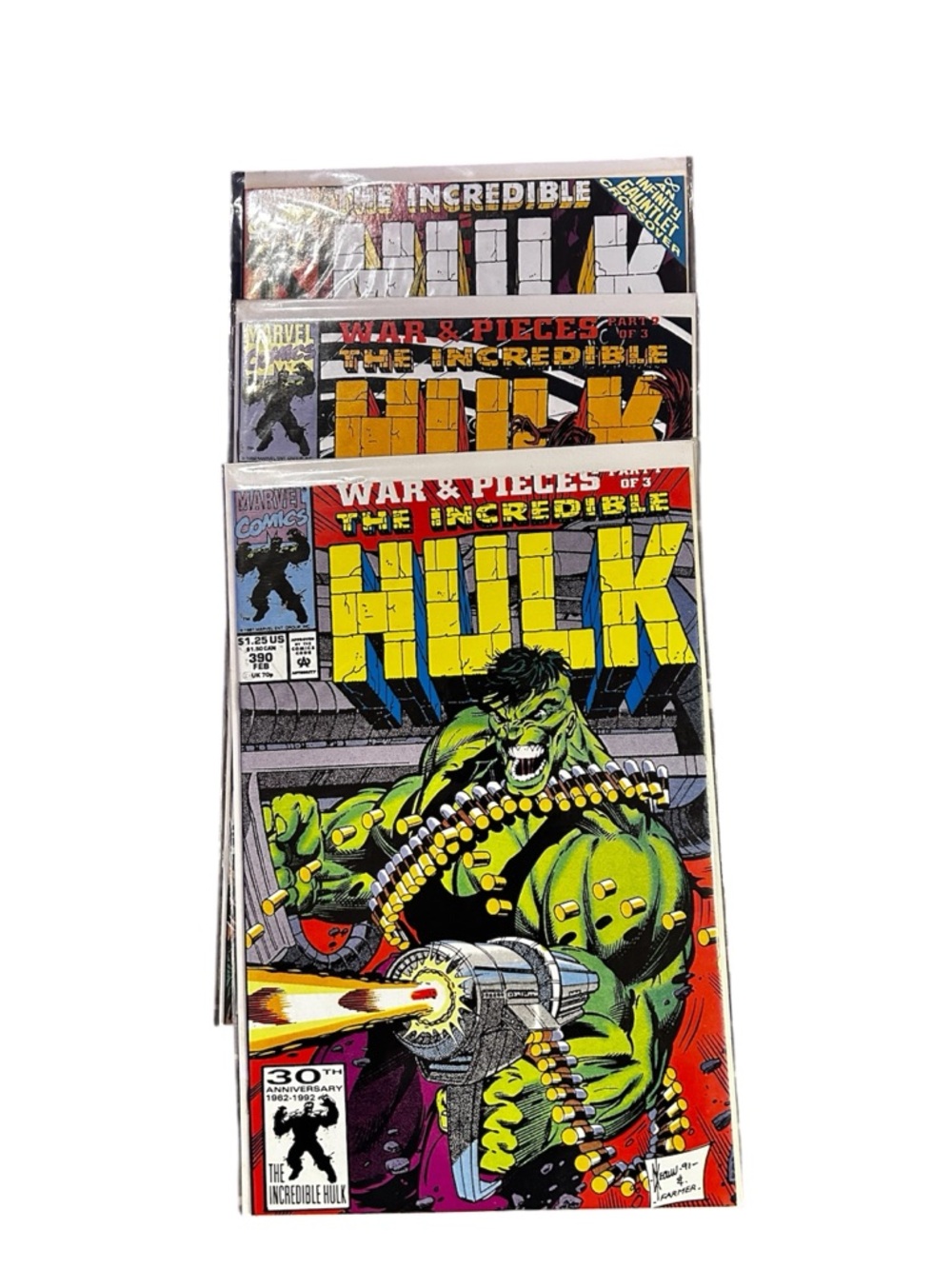 Vintage Marvel & Valiant Comic Book Lot - The Incredible Hulk & More - Picture 2 of 7